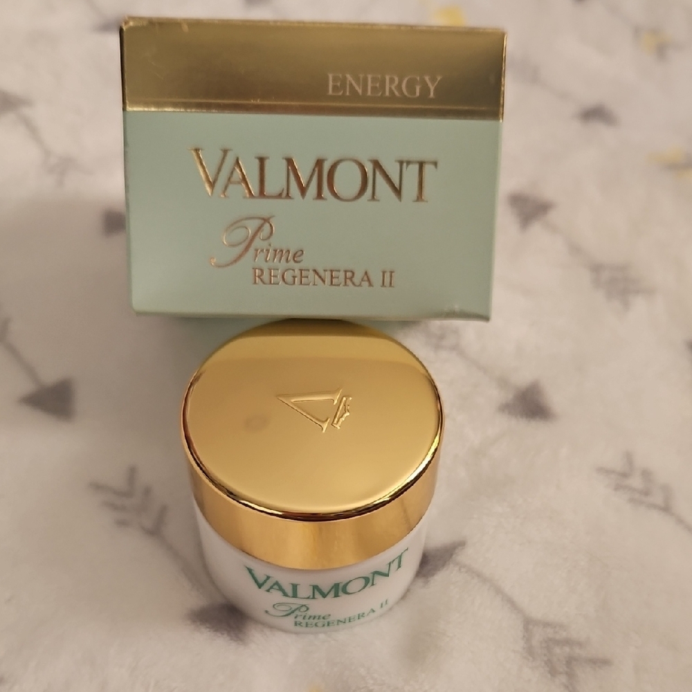 Valmont Prime Regenera II Cream - Gold and Green